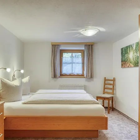 Haus St. Bernard * Pettneu am Arlberg